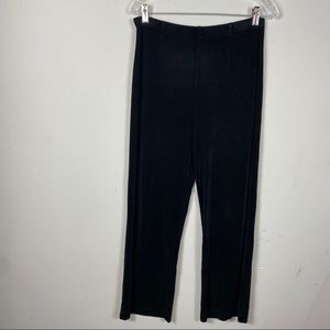 Travelers by chicos womens size 1 short black